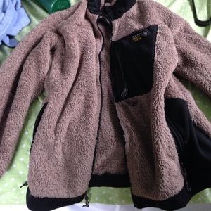Mountian hardware fleece jacket