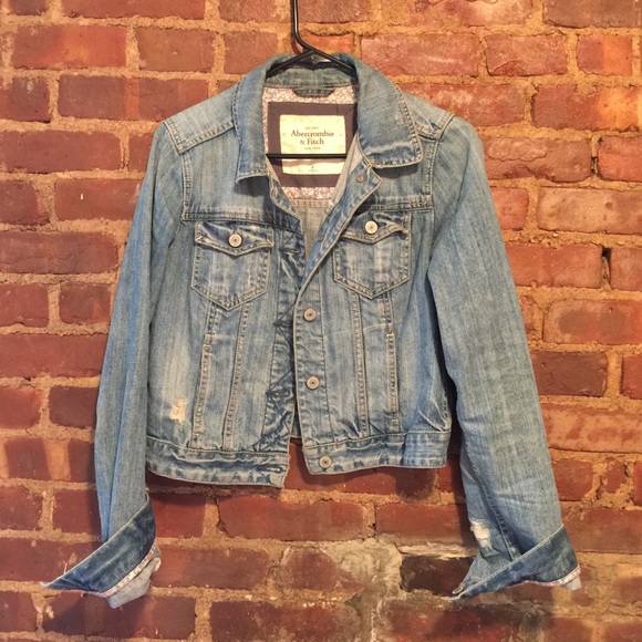 Abercrombie & Fitch Jackets & Blazers - Abercrombie & Fitch Classic Jean Jacket