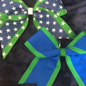 Blue and green bow bundle