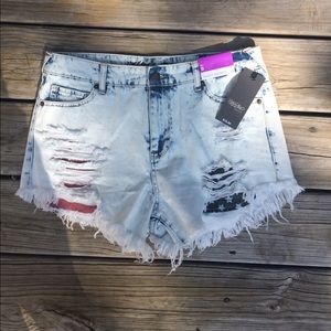 High waisted denim shorts