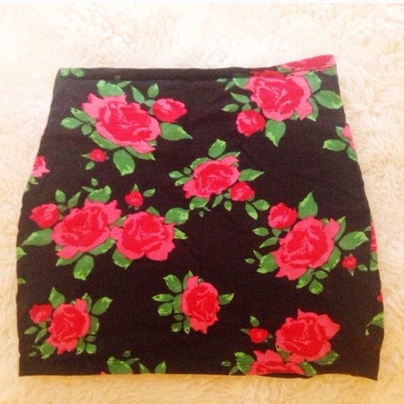Motel Rocks rose mini skirt (medium)