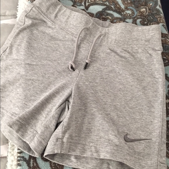 Gray nike shorts
