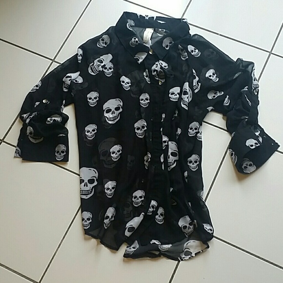 Skull print chiffon top