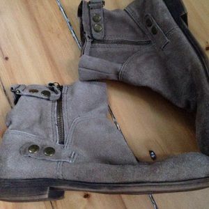 Nine West sued booties