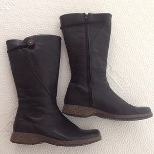 Teva Leather Boots