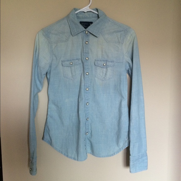 American Eagle Denim Button Shirt