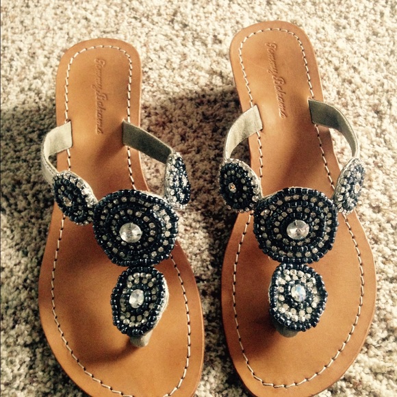 Tommy Bahama Sandals