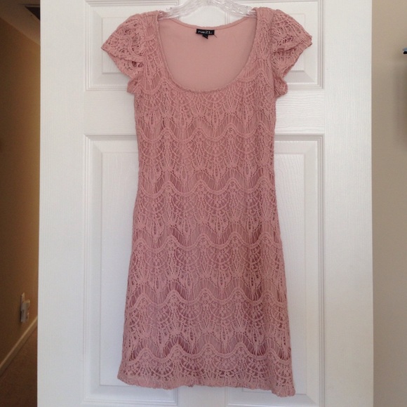 Lace Bodycon Dress