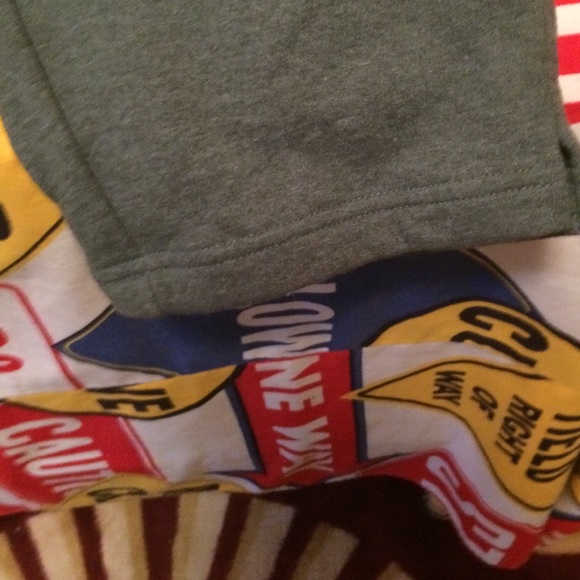 Sweat pants - Picture 3 of 4