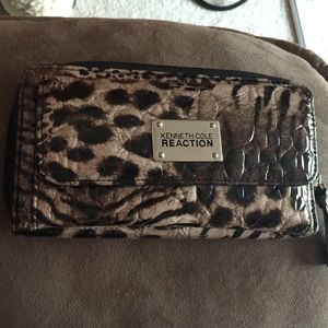 Leopard leather wallet