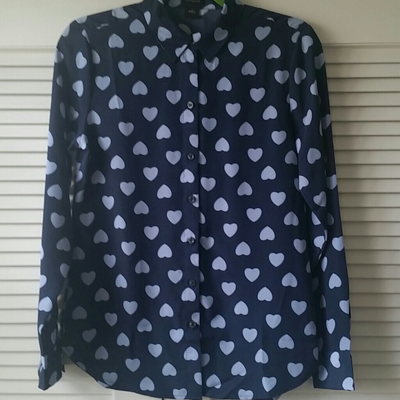 Ann Taylor blue heart navy blue button down shirt