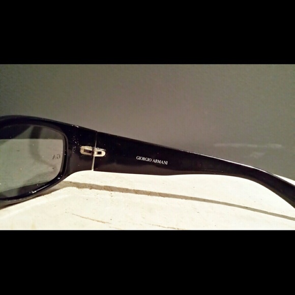 Authentic Georgio Armani Sunglasses. - Picture 4 of 4
