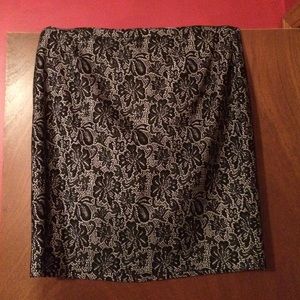 Black and white patterned skirt
