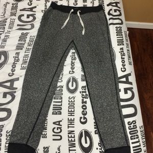 Mens small American Eagle joggers.