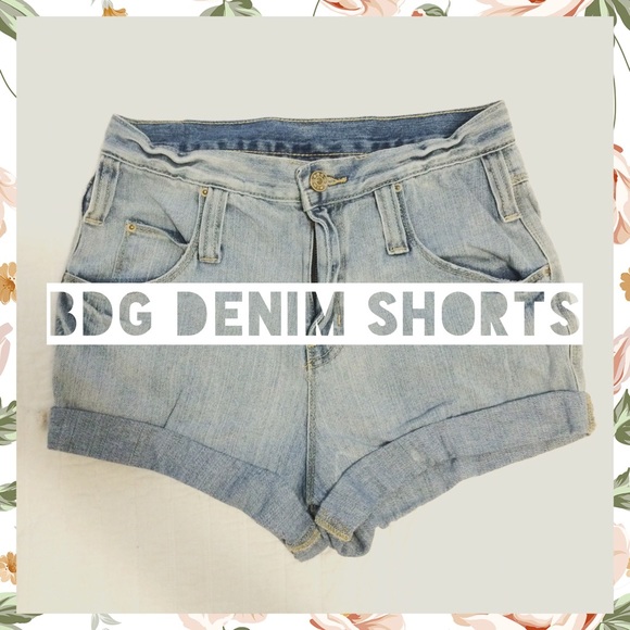 BDG Pants - BDG Denim Short Shorts