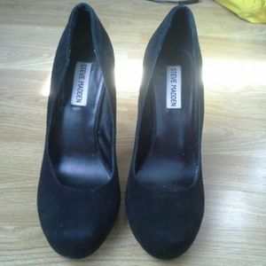 Steve Madden pumps!