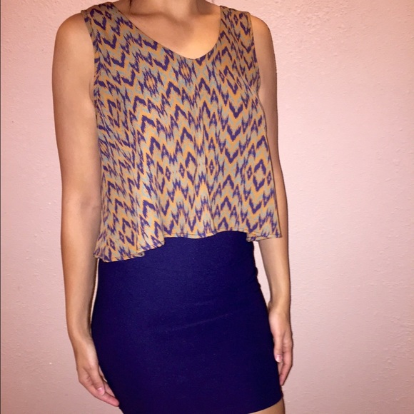 a'gaci Tops - Brown Pattern crop top