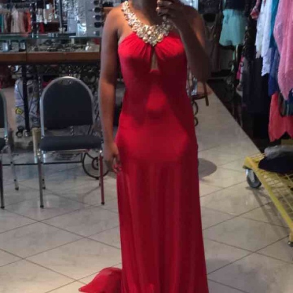 Red Prom/formal Dress - Picture 1 of 2