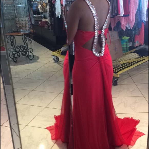 Red Prom/formal Dress - Picture 2 of 2