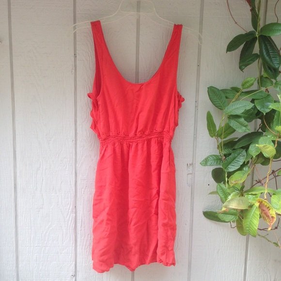 Red orange ruffle dress - Picture 2 of 3