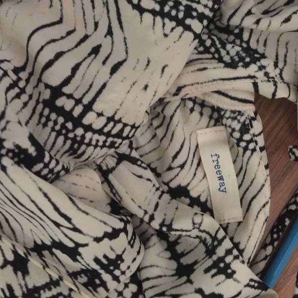 Romper - Picture 3 of 3