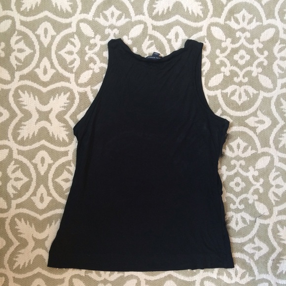Set of 3 Banana Republic Tank Tops - Picture 2 of 3