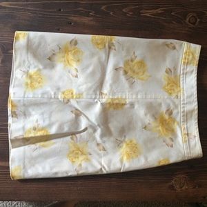 Banana republic yellow rose skirt