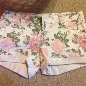 patterned denim shorts