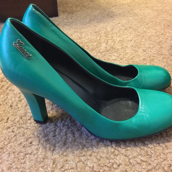 Gucci shoe