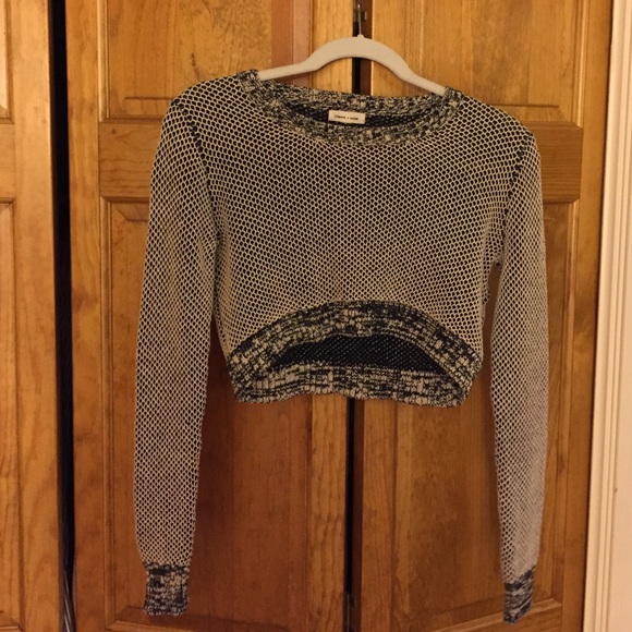 Crop top sweatshirt
