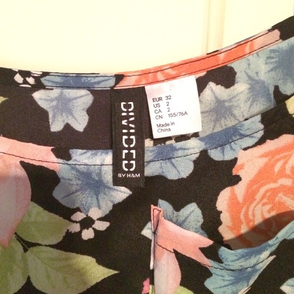 H&M top - Picture 2 of 2