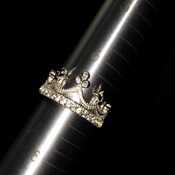 NEW .925 Sterling Silver CZ Princess Crown Ring - Picture 3 of 4