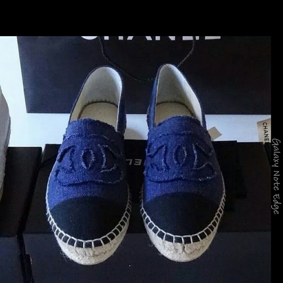 SOLD OUT !!!!!!!! CHANEL canvas espadrilles CC !