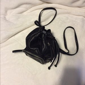 Bucket bag