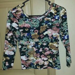 Long sleeve crop top