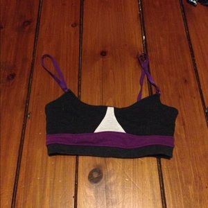 ⭐️Lulu Lemon Sports bra ⭐️