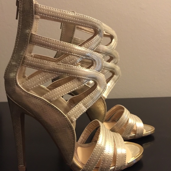 Qupid Gold Metallic Heels - Picture 2 of 4
