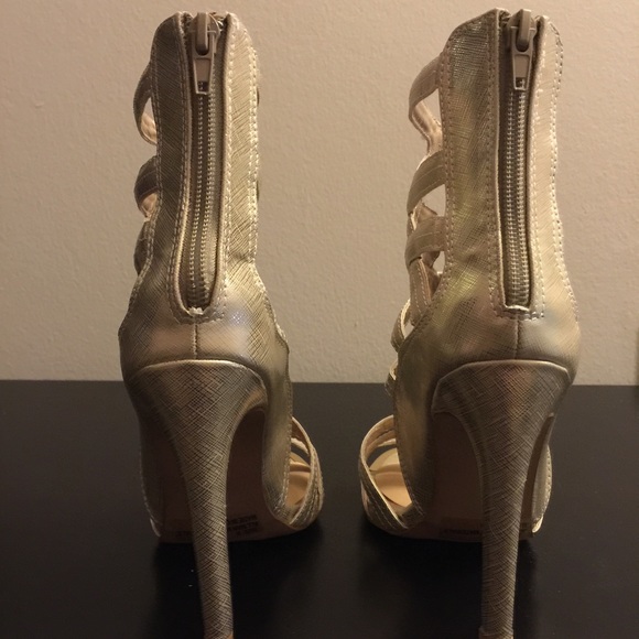 Qupid Gold Metallic Heels - Picture 4 of 4