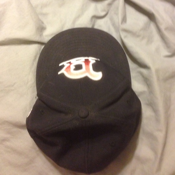 Boston red sox fitted hat - Picture 2 of 4
