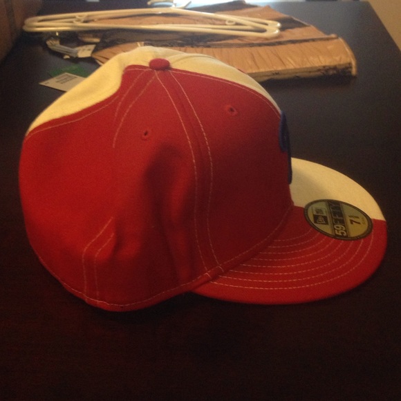 Phillies 59 fifty 7 5/8 hat - Picture 3 of 4
