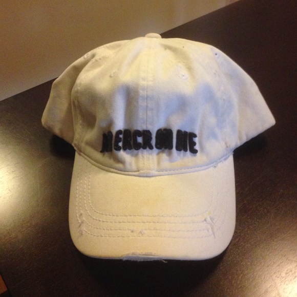 Abercrombie and Fitch Hat