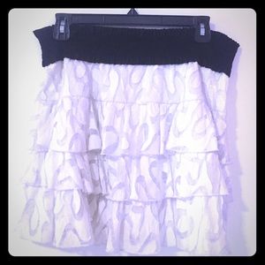 Ruffled lace waist skirt.