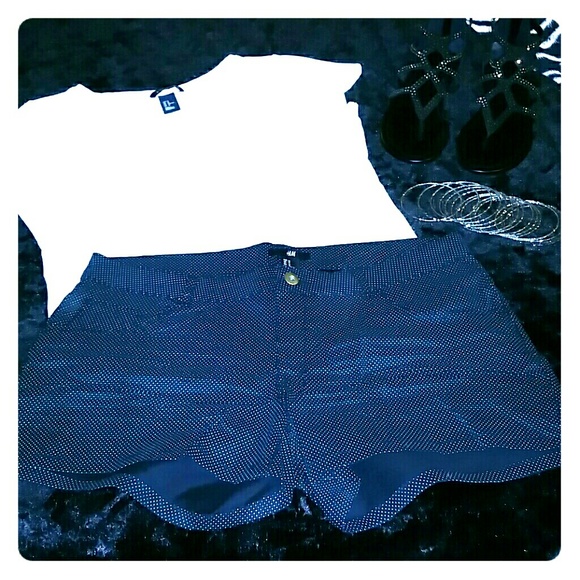 NWOT white dotted black shorts