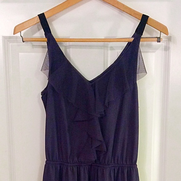 Dresses & Skirts - Grey Ruffle-Front Dress