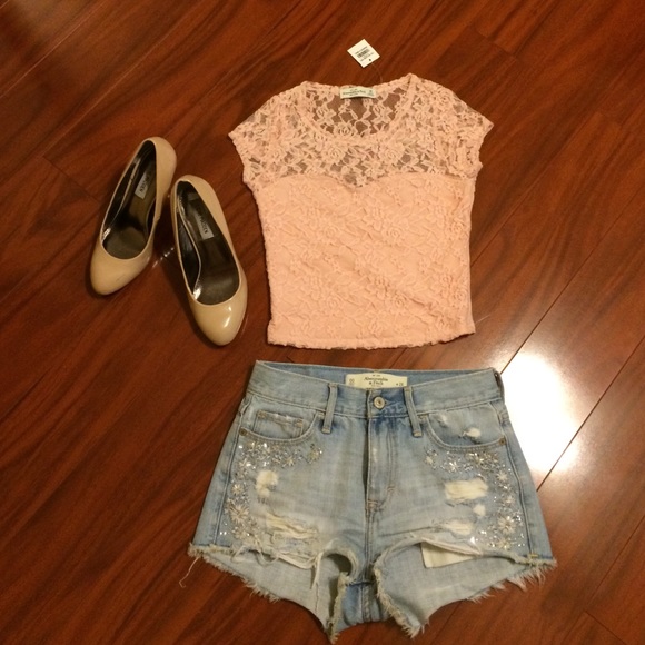 Pink Lace Crop Top 💘💘