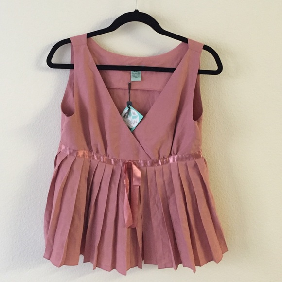 kenzie Tops - Kenzie girl rose pleated sleeveless shirt