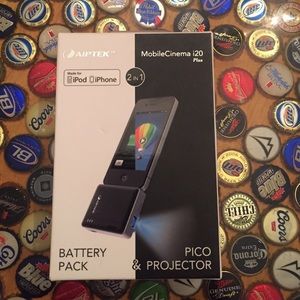 Aiptek iPhone and iPod 4 pico and projector