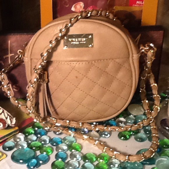 Nine West Handbags - Nine West Crossbody Bag