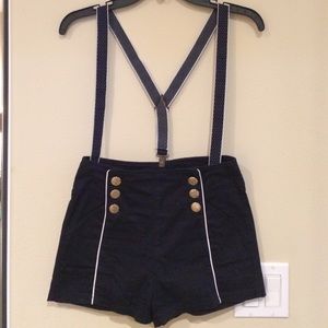 Shorts with suspenders