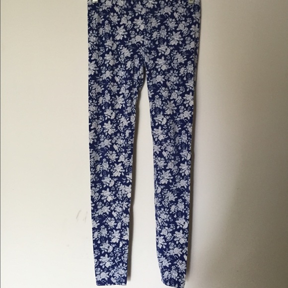Forever 21 floral leggings